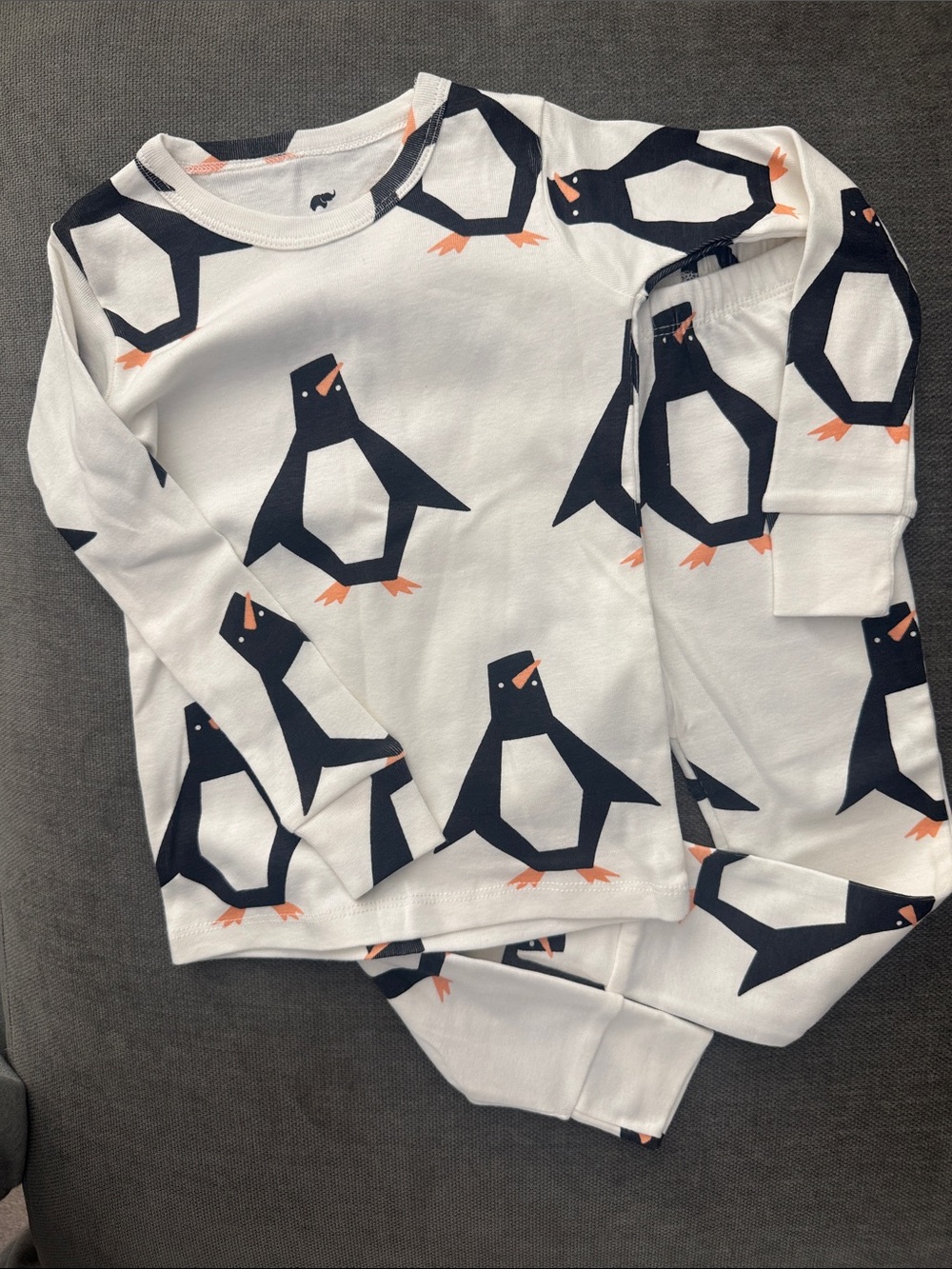 Toddler Monica + Andy NWOT Penguin Print Long Sleeve Pant Pajama Set